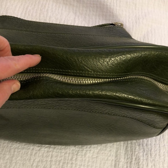 Olive Green Leather Shoulder Bag - Picture 4 of 9